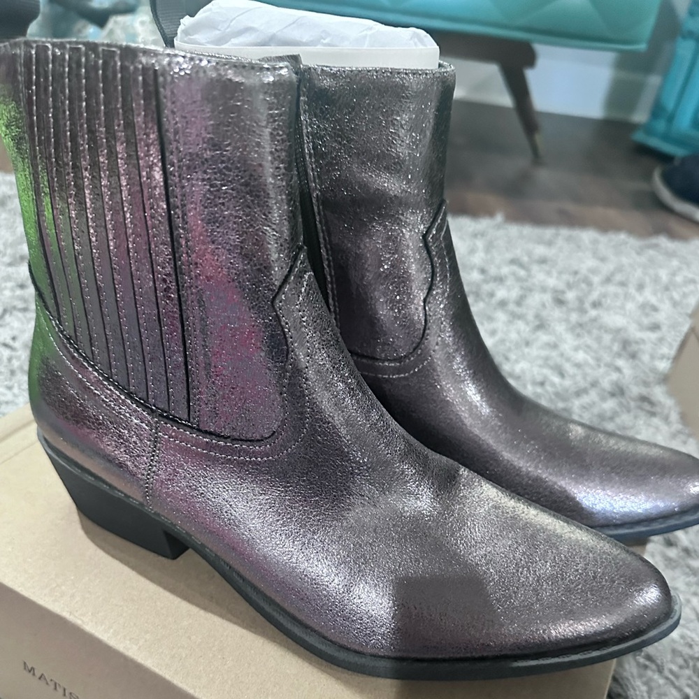 Beach by Matisse western ankle boot- Freya